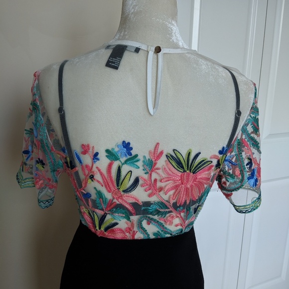 Embroidered Top - Picture 3 of 7